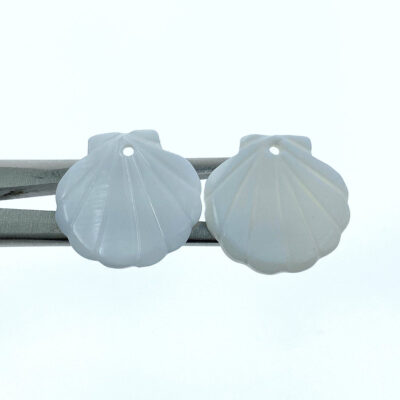 Alternative view of 10pc Clam Shell White Mother Of Pearl Beads 21mm Hand Carved FWM-0008