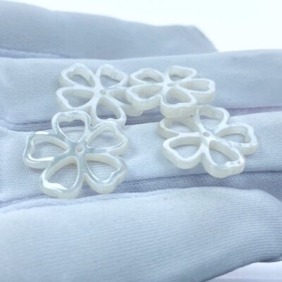 Alternative view of 2pc Daisy Flower Beads White Mother Of Pearl Hand Carved WM-0004
