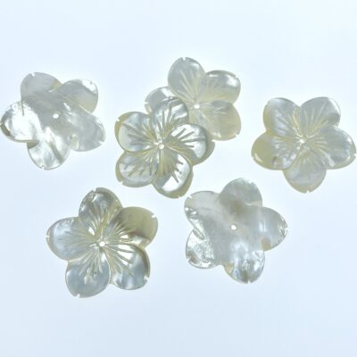 Alternative view of 6pc 25mm Hand Carved White Mother of Pearl 5-petal Flower Beads WM-0162