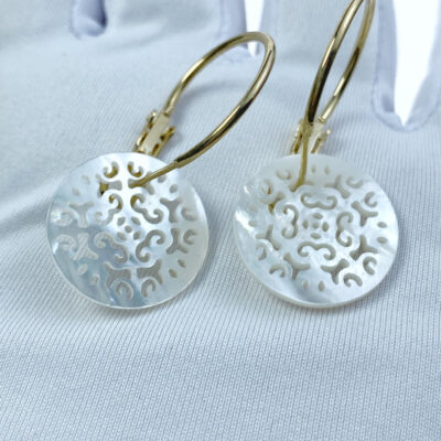 Alternative view of 2pc Filigree Round Beads White Mother Of Pearl Pendants WM-0148