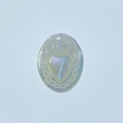 Alternative view of 2pc Sacred Heart Mother Of Pearl Beads 20mm Organic White Pearl Jesus Heart Oval Pendant Charms For DIY Jewelry Making Hand Carved WM-0171