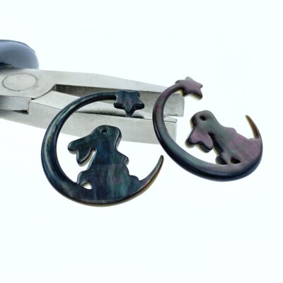 Alternative view of 1pair 24mm x 25mm Black Mother of Pearl Rabbit With Star Pendants BM-0006