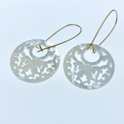 Alternative view of 2pc Butterfly Filigree Round Beads White Mother of Pearl Pendants WM-0068