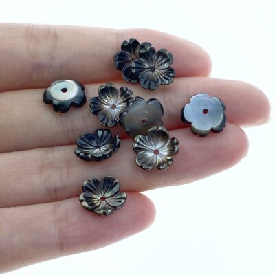 Alternative view of 10pc Flower Beads Black Mother Of Pearl Beads Charms 10mm Hand Carved BM-0035