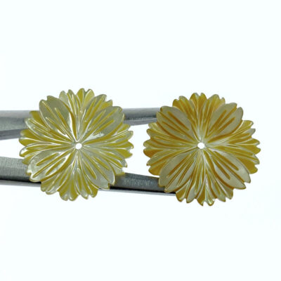 Alternative view of 6pc Daisy Flower Beads Yellow Mother Of Pearl Hand Carved YM-0008