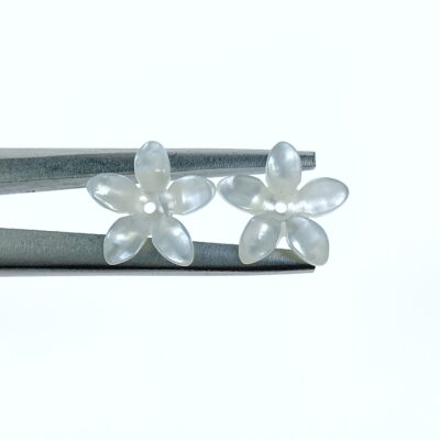 10pc Flower Beads White Mother Of Pearl Charms 12mm Hand Carved WM-0169