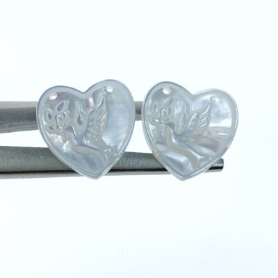 Alternative view of 2pc 15mm x 15mm White Mother of Pearl Heart Shape Dove Connectors Pendants WM-0223