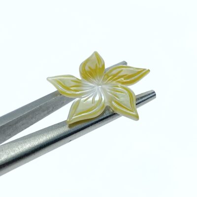 Alternative view of 6pc 20mm Hand Carved Yellow Mother of Pearl 5-petal Flower Beads YM-0014
