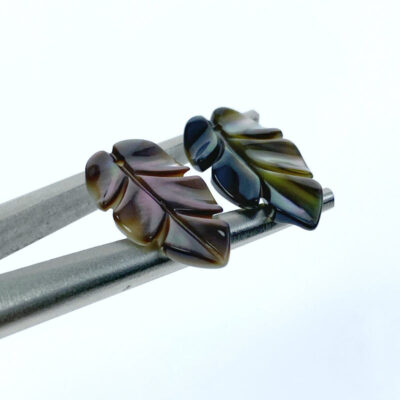 Alternative view of 6pc Leaf Beads Black Mother of Pearl Hand Carved Pendants BM-0033