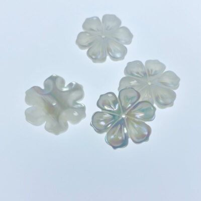Alternative view of 6pc Flower Beads White Mother Of Pearl Hand Carved WM-0189