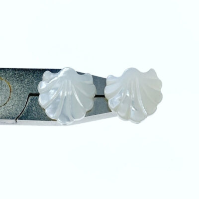 Alternative view of 10pc Double Sided Clam Shell Beads White Mother Of Pearl 13mm Hand Carved WM-0107