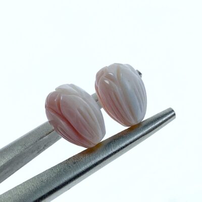 Alternative view of 2pc 8mm x 11mm Hand Carved Queen Conch Shell Jasmine Flower Beads PM-0007
