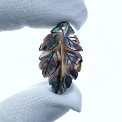 2pc Leaf Beads Black Mother of Pearl Hand Carved Leaf Pendants BM-0068