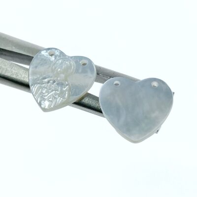 Alternative view of 2pc Virgin Mary Baby Jesus Mother Of Pearl Heart Beads 15mm Heart Connectors Pendants Charms Religious Jewelry Making Hand Carved WM-0056