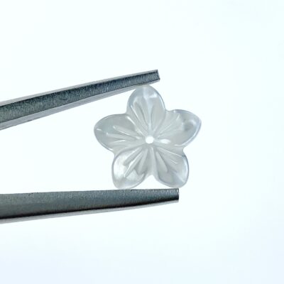 Alternative view of Arenaria Flower Beads White Mother Of Pearl Hand Carved DIY Jewelry Making WM-0143