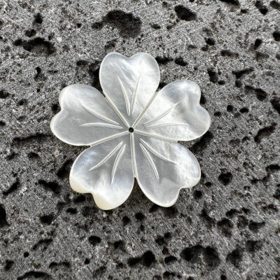 2pc Tropical Flower Beads White Mother Of Pearl 29mm Hand Carved WM-0161