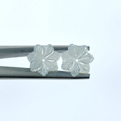 10pc Snowflake Flower Beads White Mother Of Pearl 12mm Hand Carved WM-0203