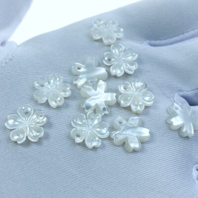 Alternative view of 10pc Sakura Cherry Blossom Flower Beads White Mother Of Pearl 10mm WM-0096