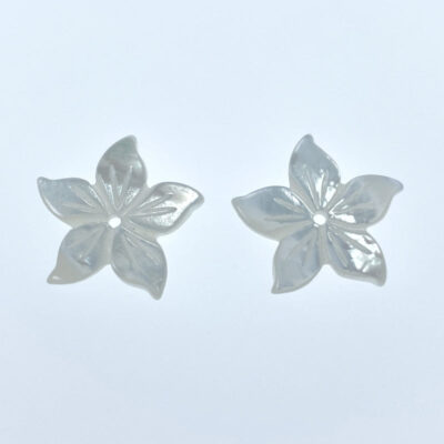 10pc Tropical Flower Beads White Mother Of Pearl 15mm DIY WM-0006