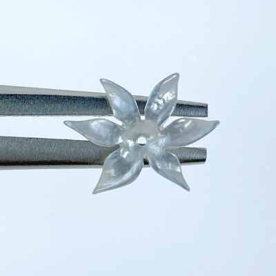 Alternative view of 6pc Mother Of Pearl Flower Beads Charms 17mm White Tropical Hawaii Minimalist Design For Jewelry Earrings Making DIY Hand Carved WM-0007