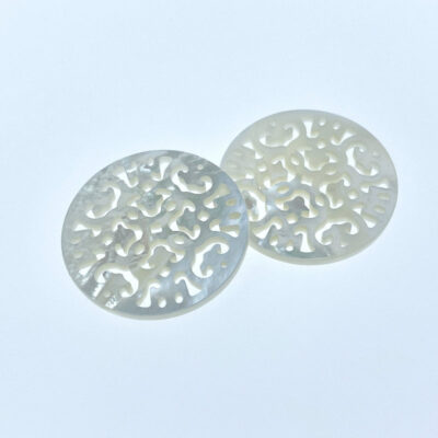 Alternative view of 2pc Filigree Round Pendants Beads White Mother of Pearl WM-0086