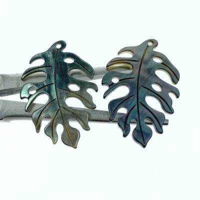 2pc Monstera Leaf Beads Black Mother Of Pearl Hand Carved BM-0005